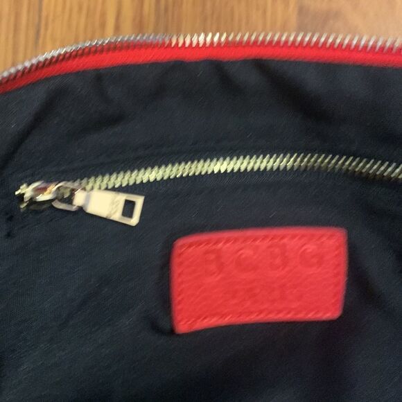 EUC BCBG Paris red crossbody bag! - Picture 5 of 7